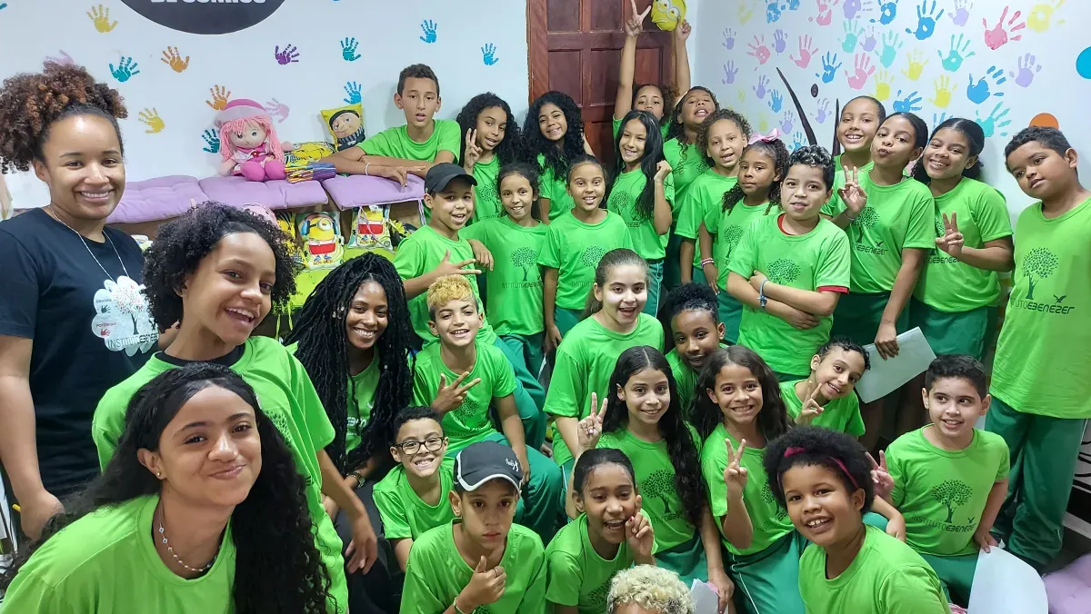 Crianças no Laboratório de Sonhos